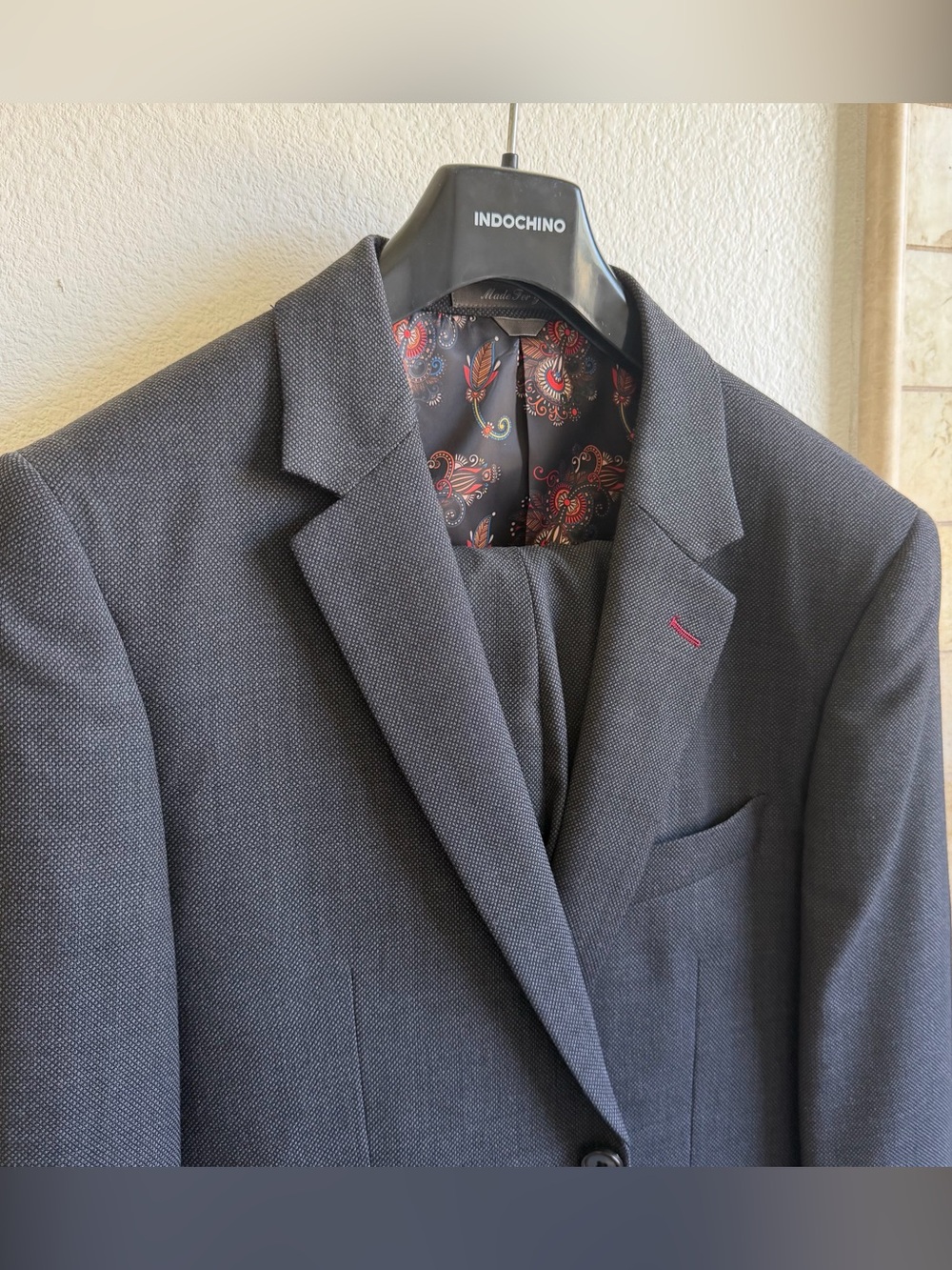 Indochino dark gray textured two piece suit with paisley interior - 38 R, 30